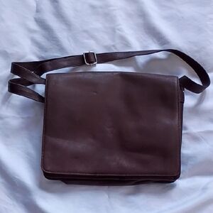 Elegant Dark Brown Leather Messenger Bag